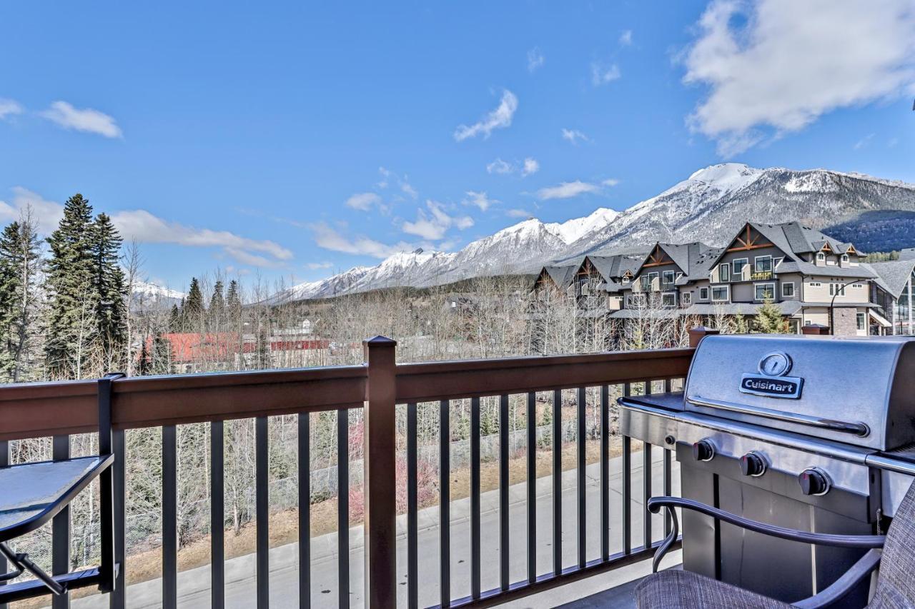Apartmán Spectacular Mountain View Corner Unit Pool Hot Tub Park Pass Canmore Exteriér fotografie